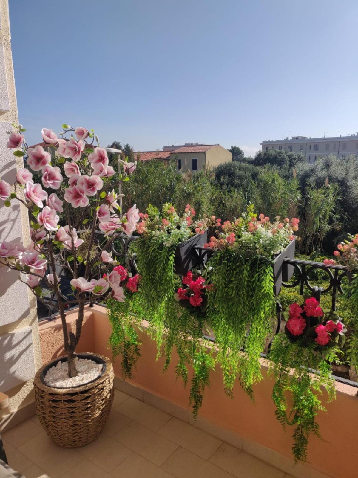 Апартаменты Casa Dei Fiori Blu Ла-Маддалена Экстерьер фото